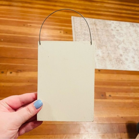 Mini Christmas Hanging Sign - Picture 5 of 6